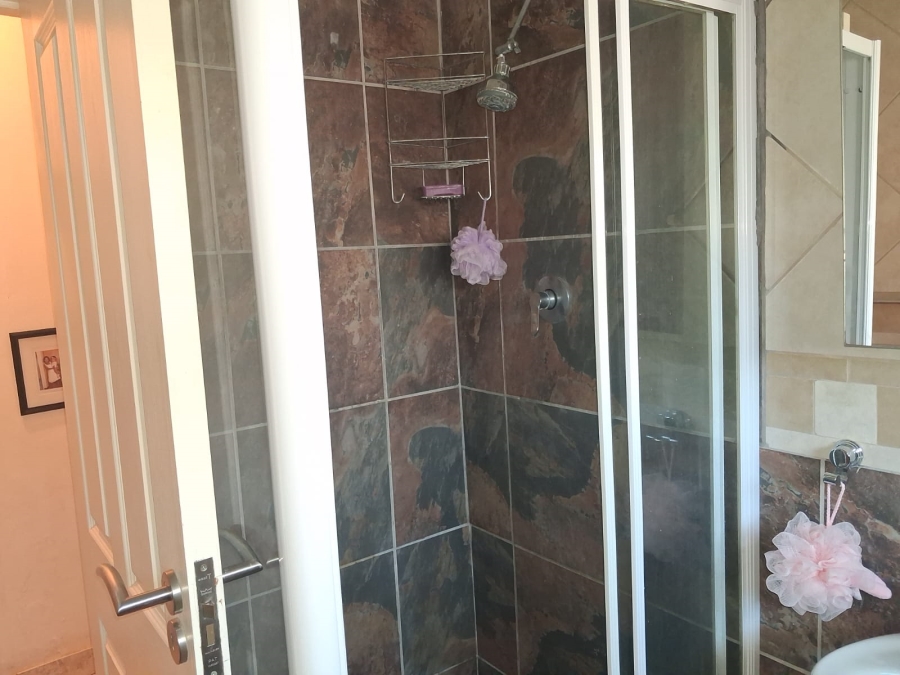 To Let 3 Bedroom Property for Rent in Chiselhurst Eastern Cape